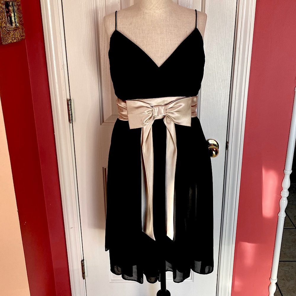 Black & Champagne Bow Dress Dress Barn Coll. - 10